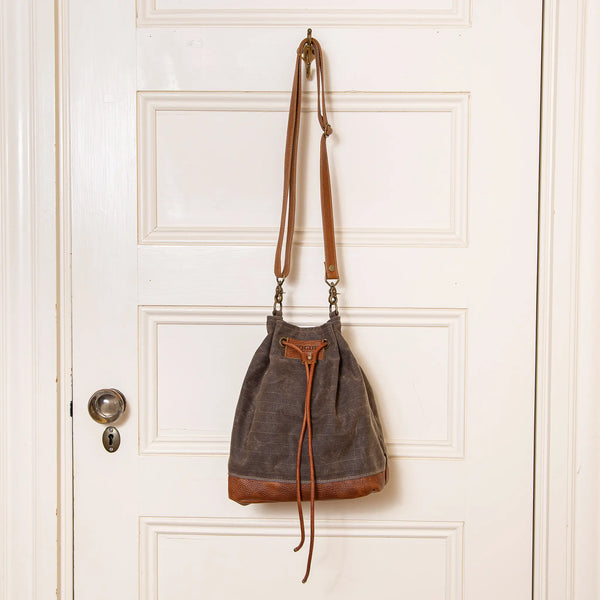 Kennebunkport Bucket Bag