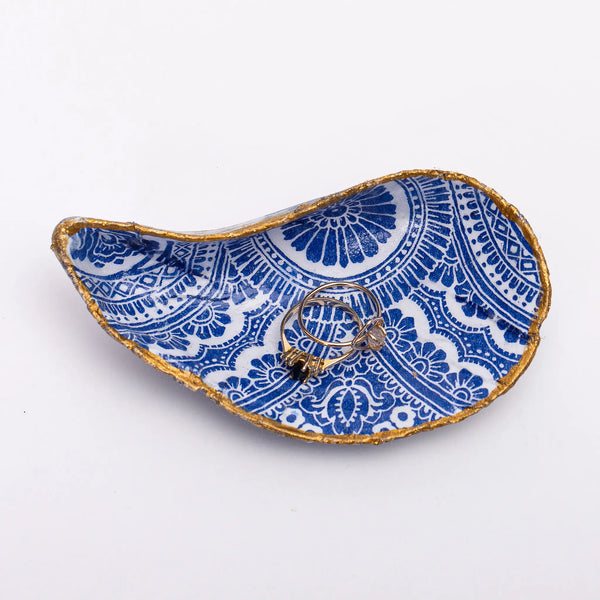 Mussel Shell Ring Dish